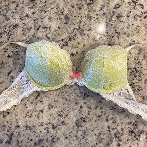 Victoria secret like green push up bra